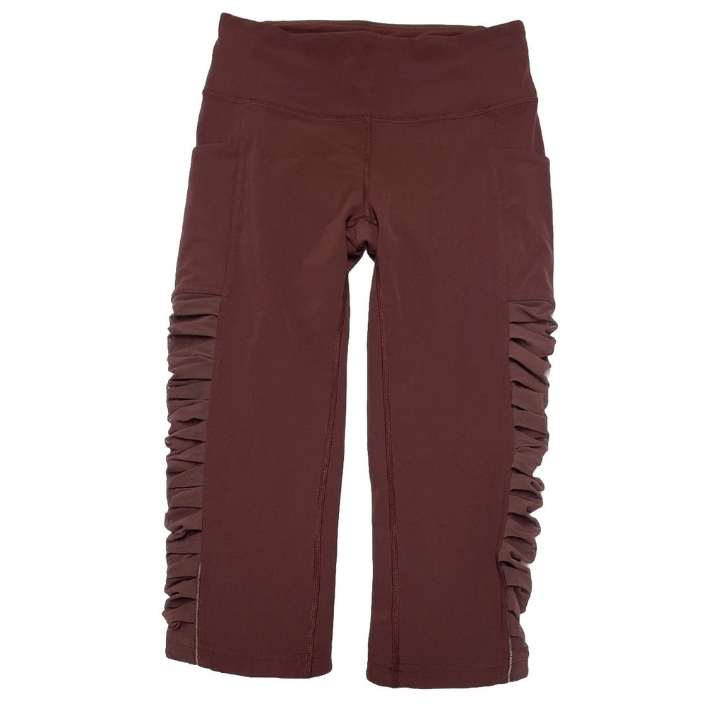 Lululemon Sharp Turns Crop 17" Redwood Women's Size 4